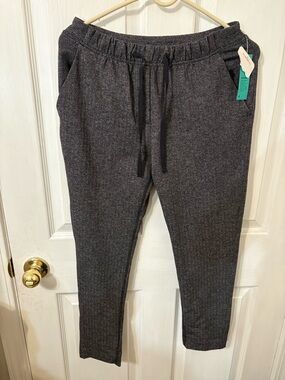lululemon athletica Men's Dark Charcoal Ribbed Joggers